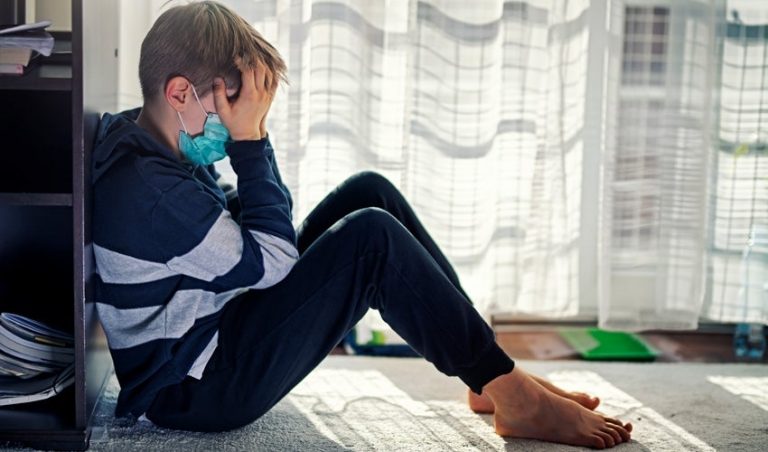 Young Suffering “Vicious Cycles of Increasing Distress” In Lockdown, Experts Warn