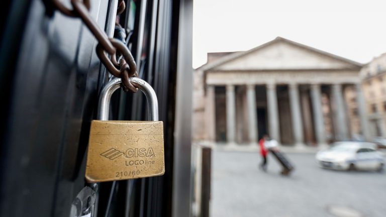Italy Set to Impose National Lockdown Over Easter Weekend