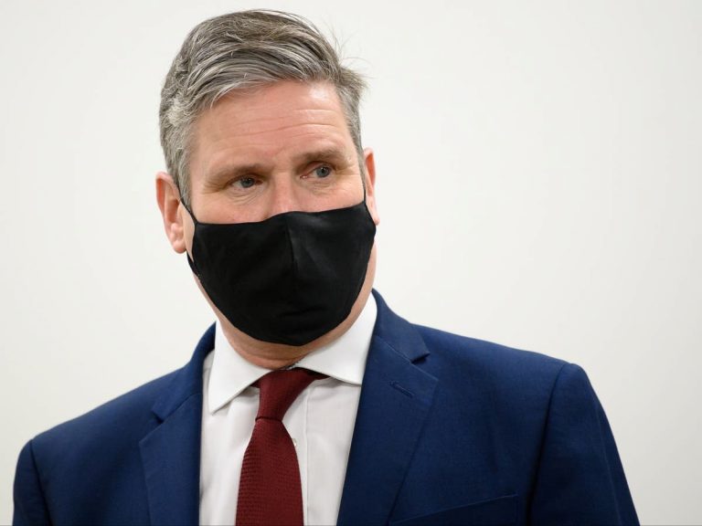 Keir Starmer Remains on Fence About Whether to Oppose Vaccine Passports