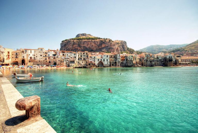 Up to 80% of Sicilians Refuse AstraZeneca Vaccine