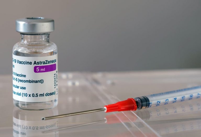Britain’s Regulator Missed Early Blood Clot Cases Linked to AstraZeneca Vaccine