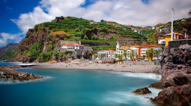 Which Countries Could Feature On the Holiday “Green List” This Summer?