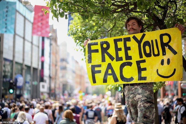 Thousands “Unite for Freedom” in London