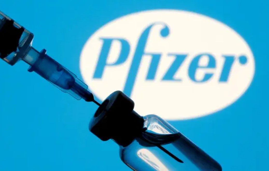 Study Claims Pfizer Vaccine is 95% Effective in Over 65s. But Should That Be 74%?