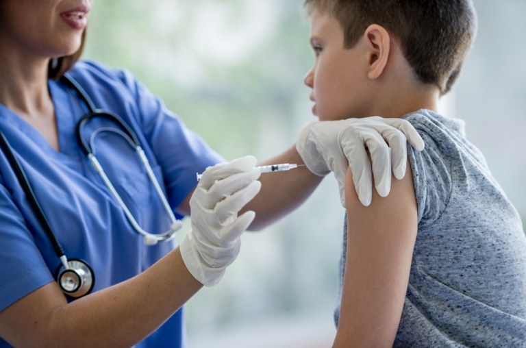 NHS Preparing to Vaccinate Schoolchildren From September