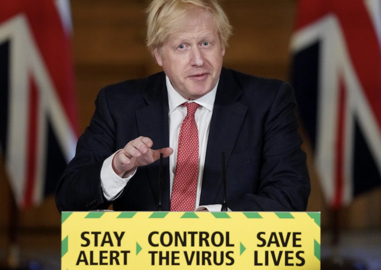 U.K.’s Covid Alert Level Should Be Lowered to Def Con 3, Say Chief Medical Officers