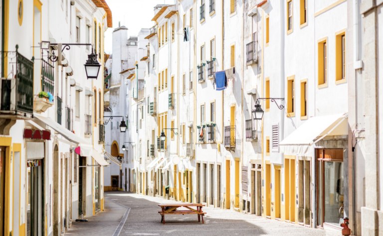 Portugal, on Government’s Travel “Green List” From May 17th, May Not Lift Ban on British Tourists Until May 30th