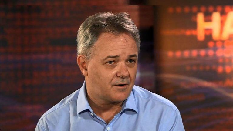 SAGE Member Says We Must Learn to Live with Covid without the Restrictions