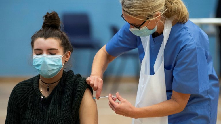 Alarming Data from PHE Shows the Fatality Rate in the Vaccinated Under-50s is 57% Greater Than in the Unvaccinated