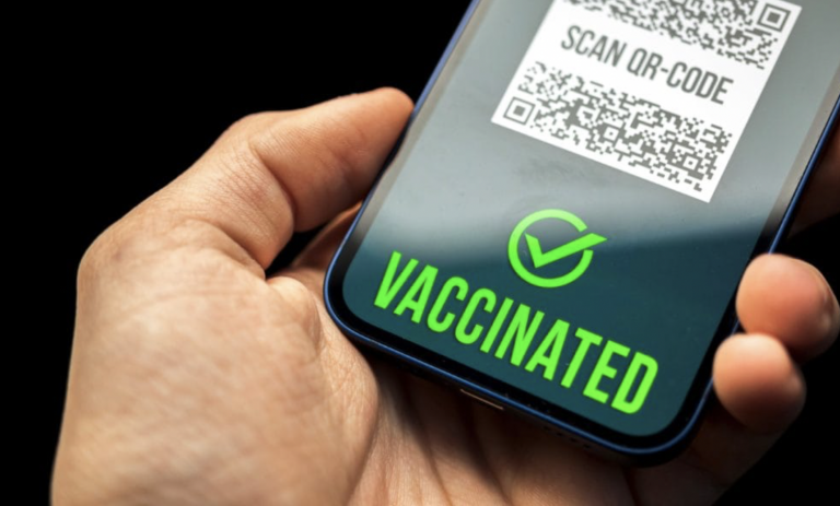 Pubs Could Be Forced to Reintroduce Social Distancing During ‘Covid Surges’ if They Don’t Check Vaccine Passports