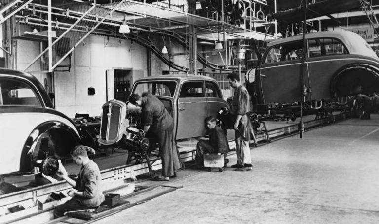 Fewer Cars Produced Last Month by British Factories Than in Any July Since 1956