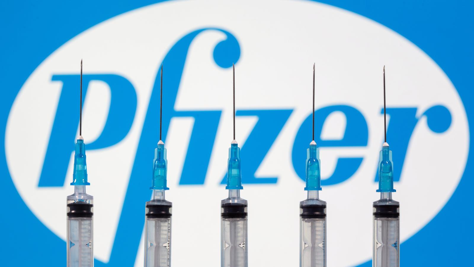 Tens of Millions of Brits Will Be Offered Pfizer Booster Vaccine This Autumn