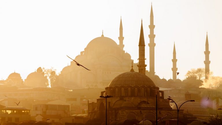 More than 20 Countries Could Be Moved from the ‘Red List’ to the ‘Green List’ This Week