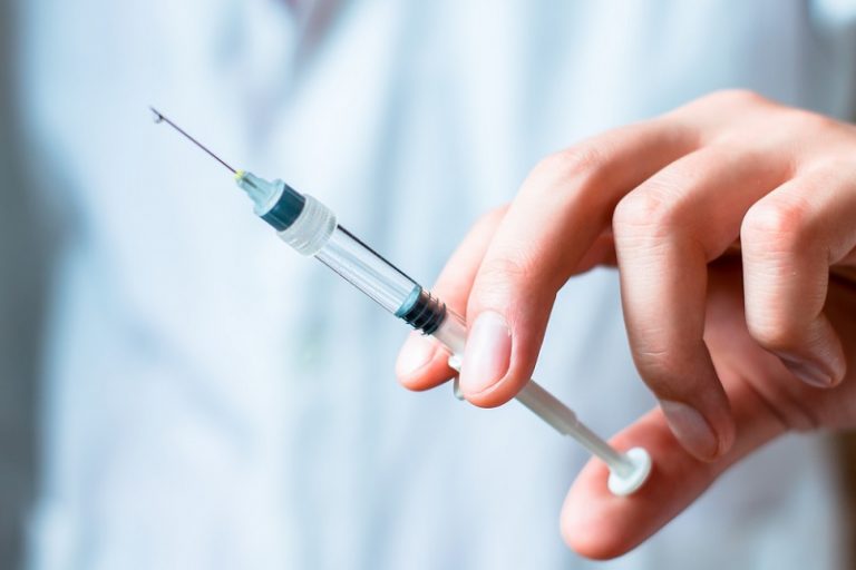 Why isn’t This Simple Step to Reduce the Risk of Blood Clots After Vaccination Not Followed?