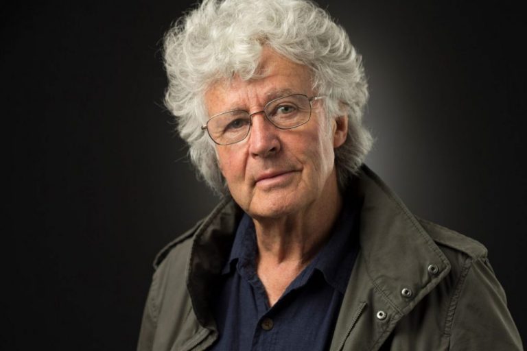 Australian Cartoonist Sacked after Linking Mandatory Vaccination to Tiananmen Square