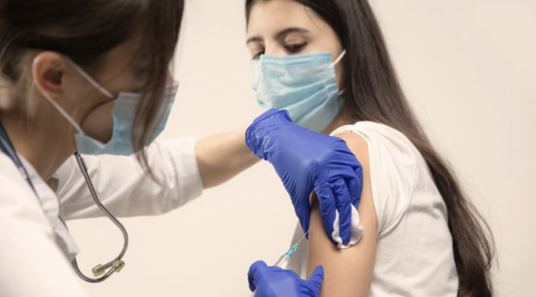 Government Has a Case to Answer on Children’s Vaccination, Says Judge
