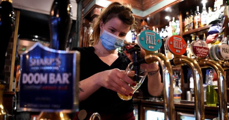 Republic of Ireland to Introduce Midnight Curfew For Hospitality Venues