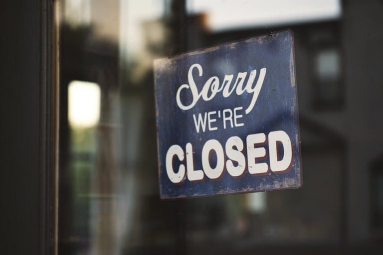 Republic of Ireland Set to Impose an 8pm Curfew on Hospitality Venues