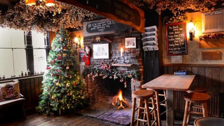 ‘Work From Home’ Guidance Spells Disaster for Hospitality Industry, Pub Boss Warns