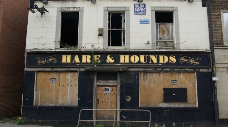 Pubs Lose ALL their Christmas Bookings ‘Virtually Overnight’