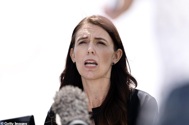 Zero Covid Zealot Jacinda Arden Cancels Wedding, Imposes Mini-Lockdown and Insists on a 24-Day Isolation Period After New Zealand Recorded 84 New Covid Cases on Saturday