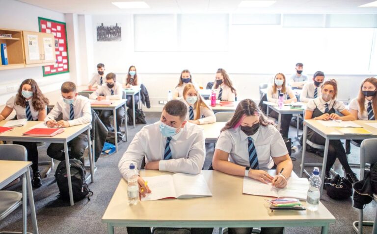Tory MPs Back Legal Challenge to Schools Mask Mandate