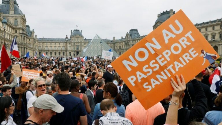 Macron Says, “No Vaxx, No Citizenship” as France Unveils New, Stricter Vaccine Passports