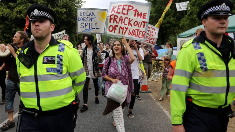 Will Putin’s Invasion of Ukraine Make Britain Reconsider its Moratorium on Fracking?