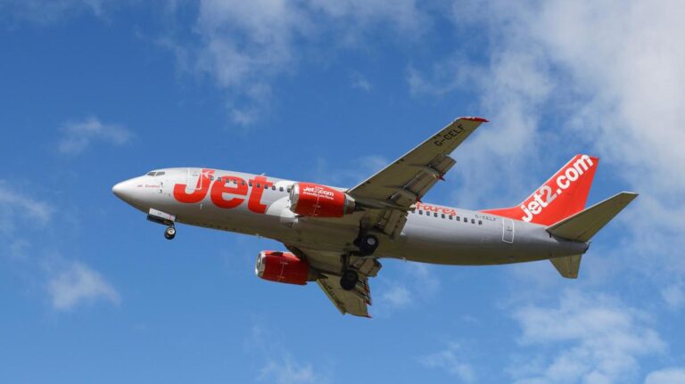 Airline Trade Association Calls For End of Face Masks for Air Travel