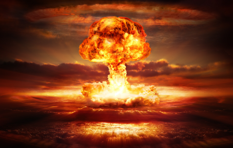 Why Are the Vaccinated Much More Likely to Want America to Go to War With Russia?