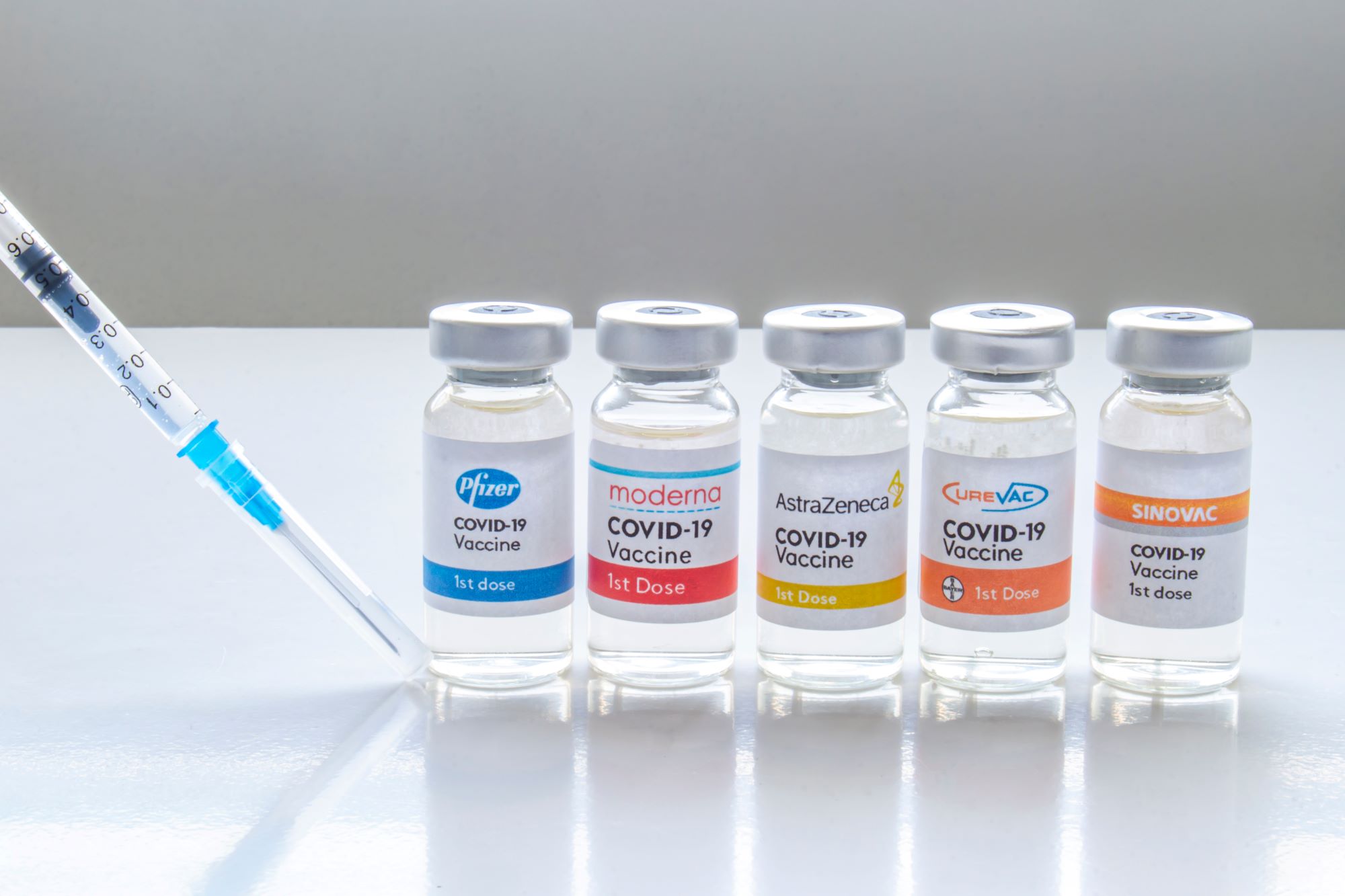 covid-19-vaccine-mixing-shutterstock_189