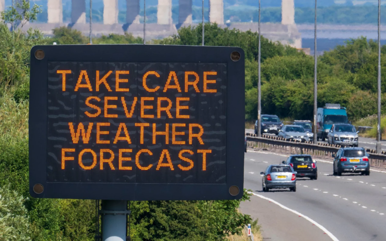 Government Advises Working From Home During Heatwave as Unions Demand Legal Right to Stop Working at 25°C