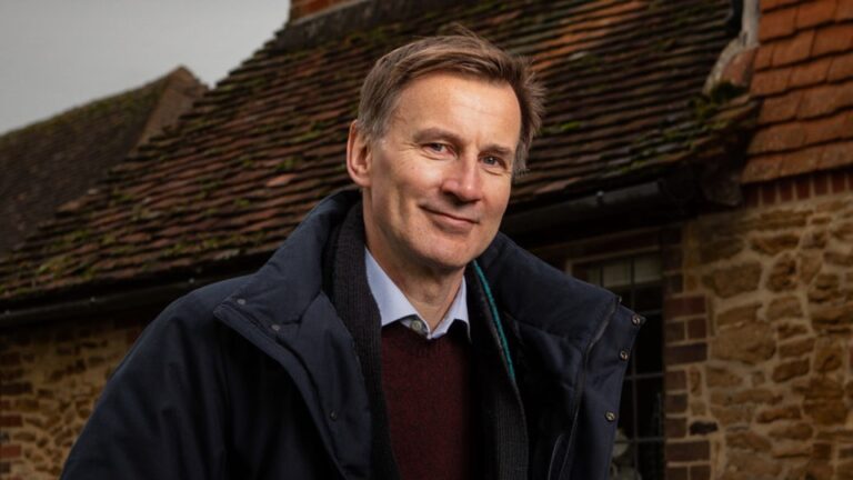 According to Esther McVey, Jeremy Hunt Has Pledged Never to Reimpose a Full Lockdown