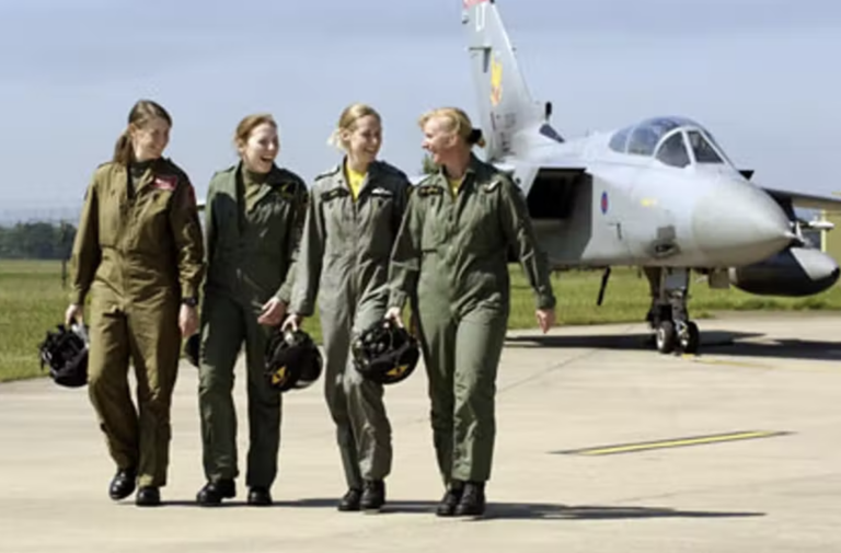 RAF ‘Pauses Job Offers For White Men’ to Meet ‘Impossible’ Diversity Targets