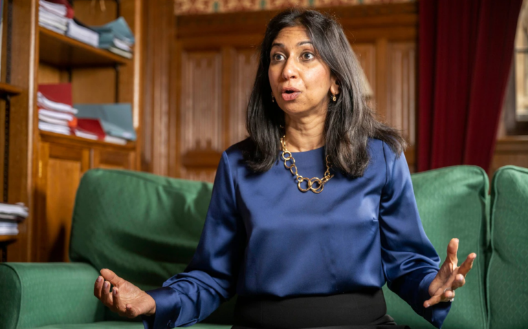 Schools Which Let Boys Use Girls’ Toilets and Use Preferred Pronouns Without Medical Advice are Breaking Law, Says Government