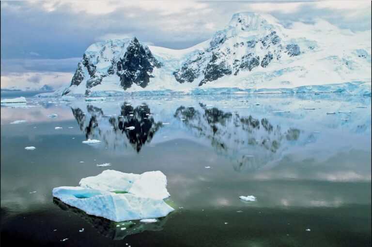 Scientists Struggle to Understand Why Antarctica Hasn’t Warmed for Over 70 Years Despite Rise in CO2