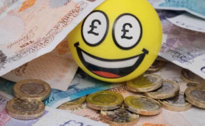 Cash smiley.jpg