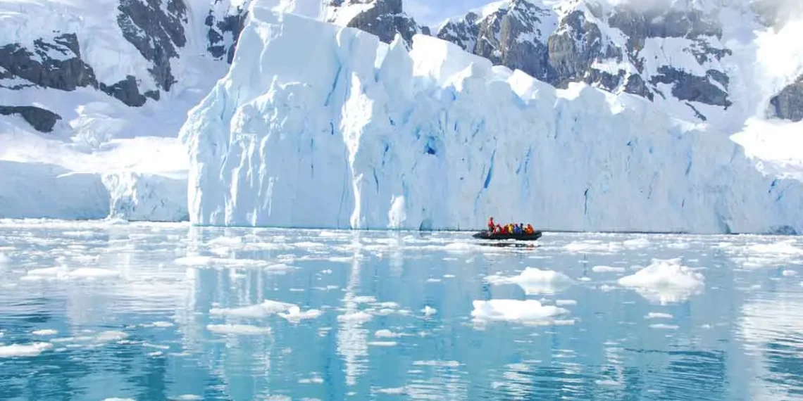 Antarctica Sensation: Ice Shelves Surrounding the Continent Grew in Overall Size From 2009-2019 Zodiaccruising_Glacier_Antarctica_Shutterstock_SecretAtlas_WebVersion-1140x570