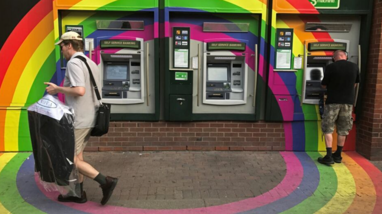 Nick Dixon and Toby Young Talk About the De-Banking Crisis, the French Riots and Jacob Rees-Mogg Being Investigated by Ofcom for Reading the News