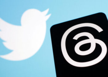 Meta's Threads app and Twitter logos are seen in this illustration  taken July 4, 2023. REUTERS/Dado Ruvic/Illustration