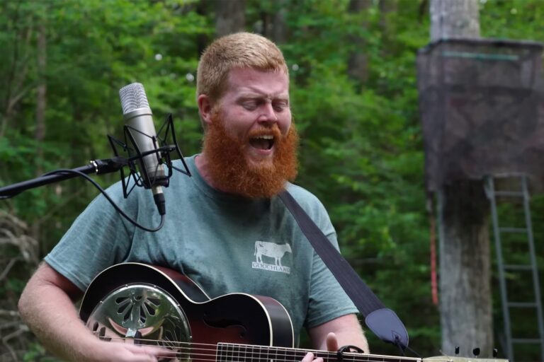 Oliver Anthony Sticks it to the Man – and Rolling Stone Can’t Stand it