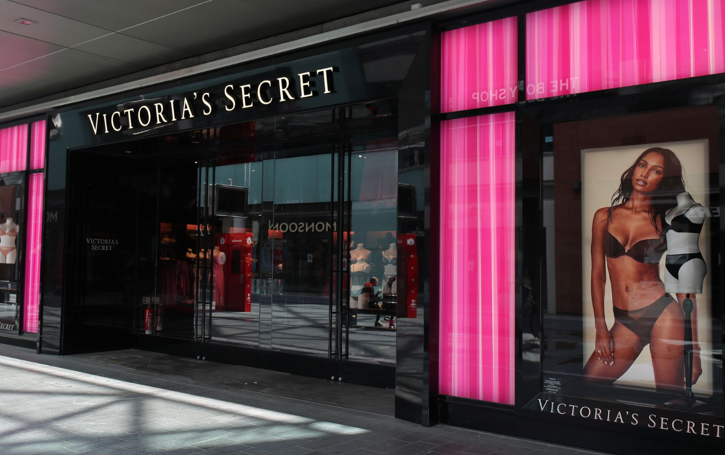 Victoria's Secret Went Woke, Went Broke And Now Wants To Bring Back  'Sexiness
