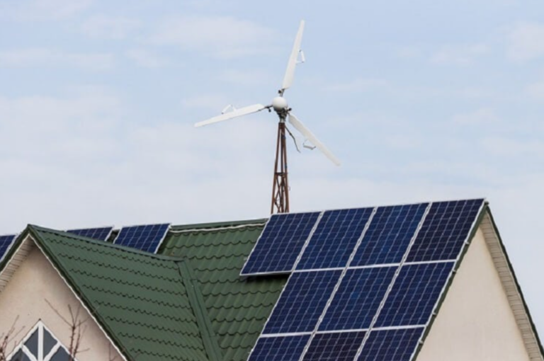 Living Off-Grid Has Shown Me That Modern Society Cannot Function on Renewable Energy
