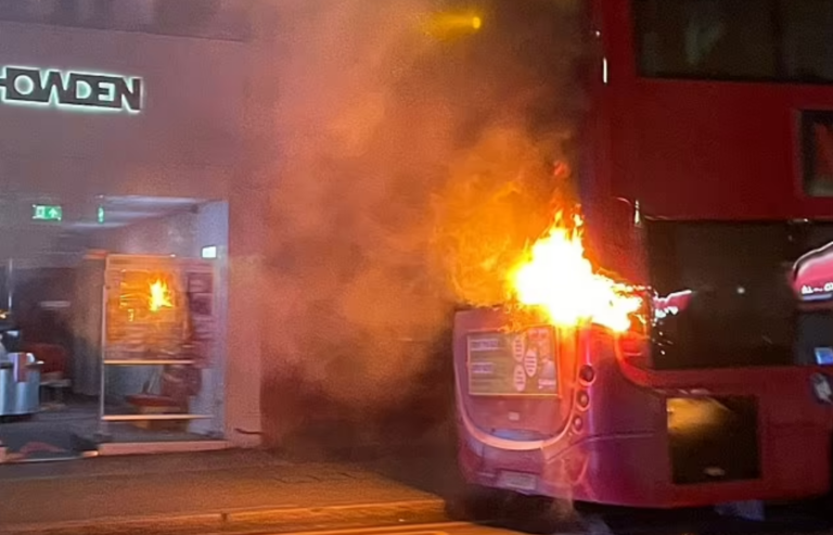 Electric Double Decker Bus Bursts into Flames in London Rush Hour
