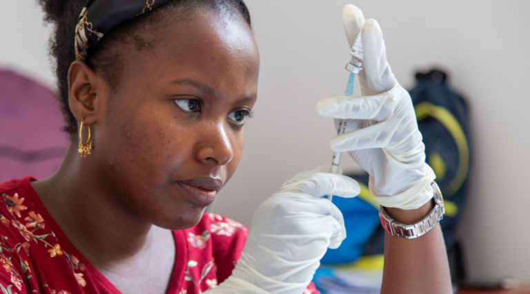 It’s Time to Start Paying People to Take Vaccines, Says Oxford Academic Writing in Financial Times