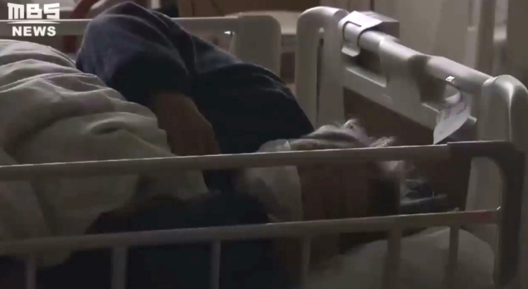 Elderly Made to Sleep in Mask With Doors Open in Winter in Japanese Earthquake Refuge Centre to “Reduce Covid Risk”
