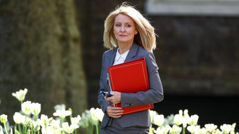 ‘Common Sense’ Minister to Scrap Civil Service Equality Jobs
