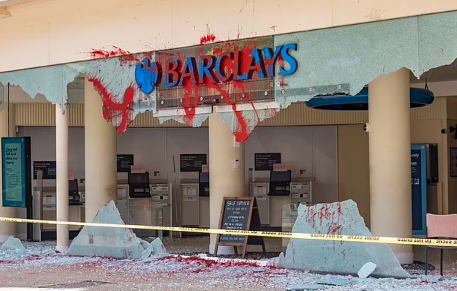 Pro-Palestine Protesters Smash Windows and Throw Red Paint Over Barclays  Branches in London, Bristol and Manchester Over "Links to Israel's Weapons  Trade and Fossil Fuels" – The Daily Sceptic