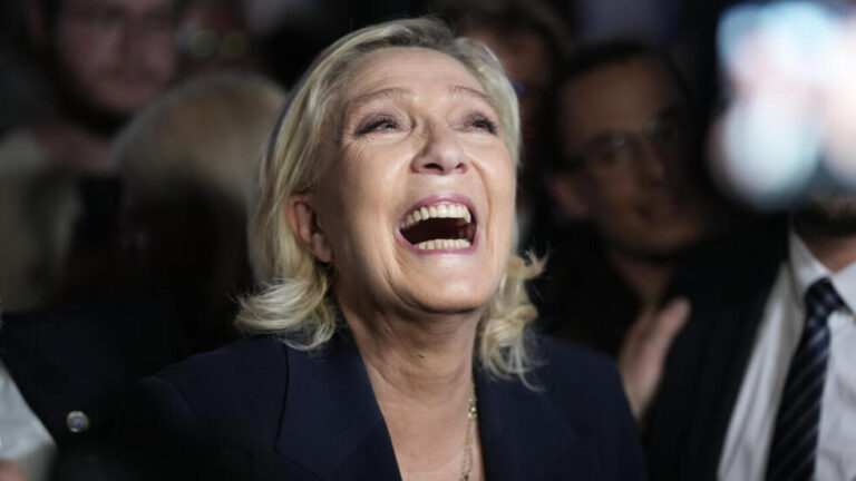 The Unholy Electoral Alliance Hoping to Stop Le Pen