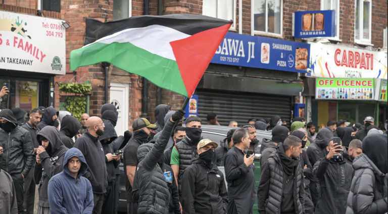 Should the Authorities Investigate Two Tier Keir For Whipping Up Violence?
